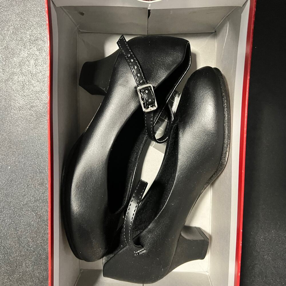 Girls Capezio 550 Junior Footlight Genuine Leather Size 1 1/2 - Picture 2 of 6